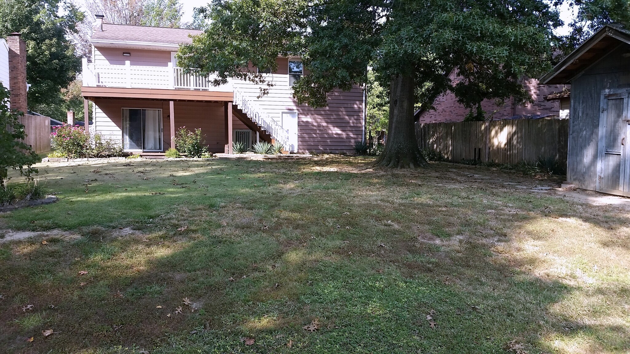 Spacious Backyard - 529 Strawberry Hill Rd