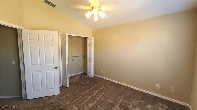 Building Photo - 9321 Alamander Ct