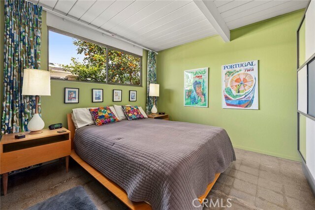 Building Photo - 1291 N Linda Vista St