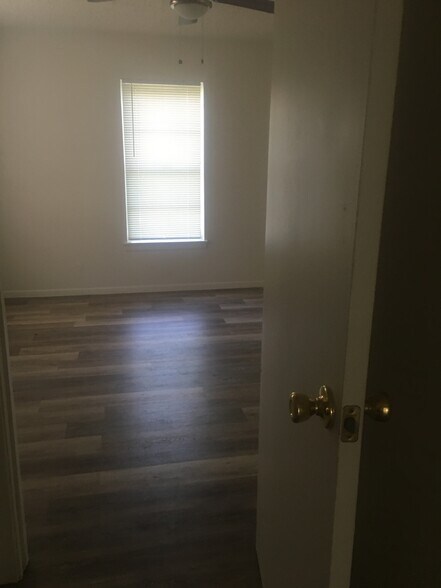 Building Photo - 45 Twining Dr