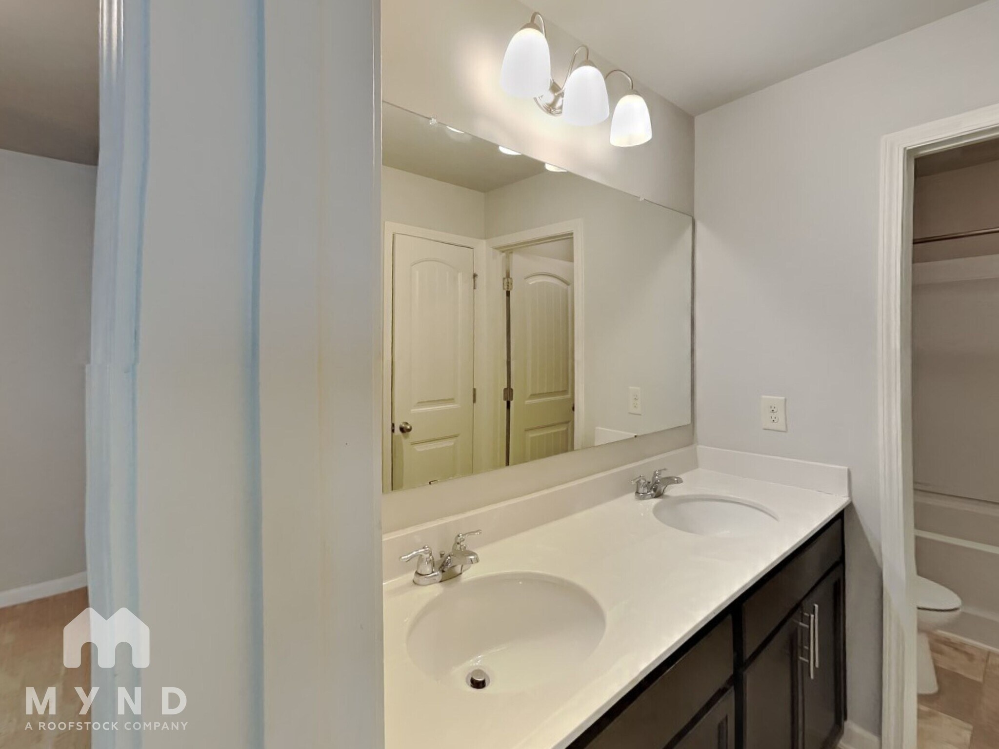 Building Photo - 5971 Wolf Creek Dr