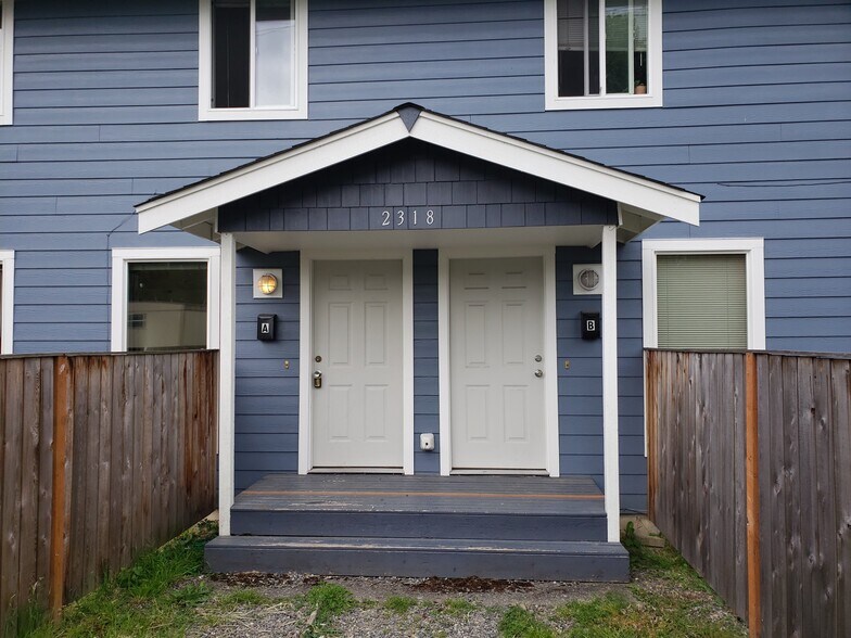 Primary Photo - 2318 Donovan Ave