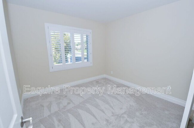 Building Photo - 7648 Jackson St