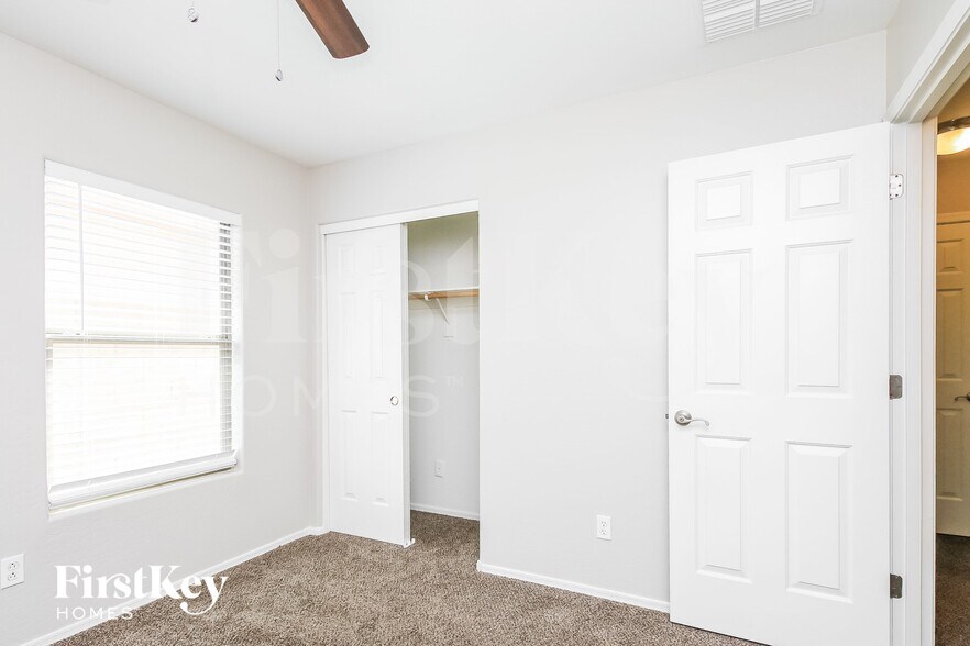 Building Photo - 3398 E Desert Moon Trail