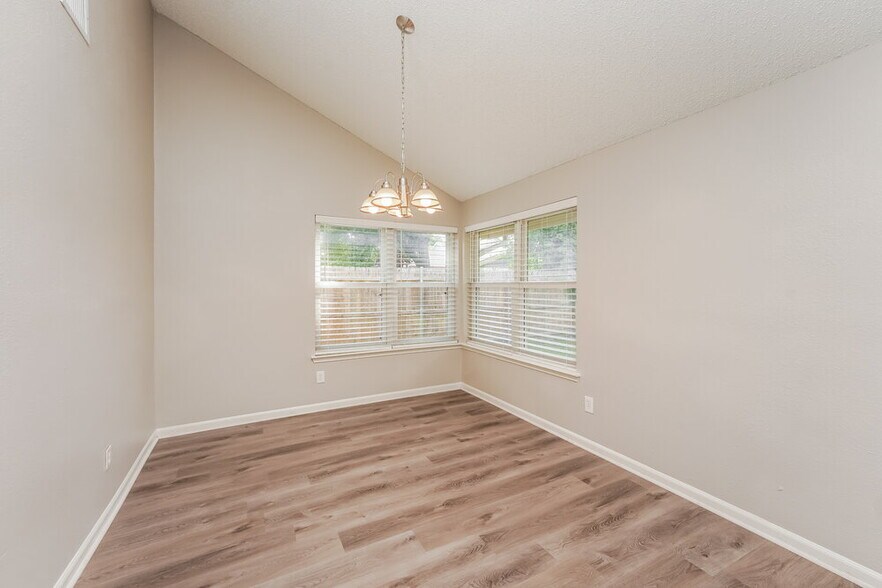 Building Photo - 2677 Steppington St