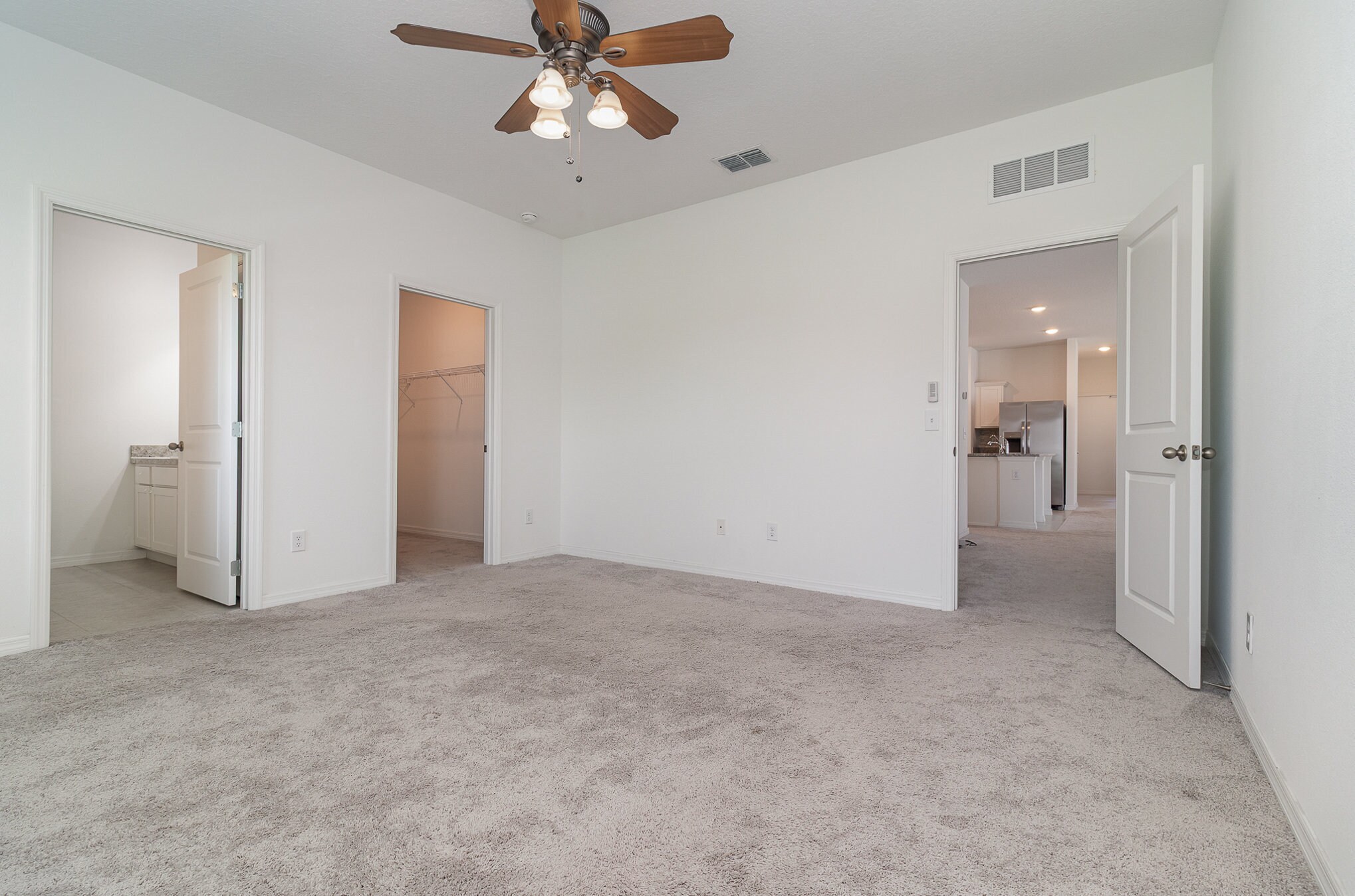 Building Photo - 5876 Bovine Dr