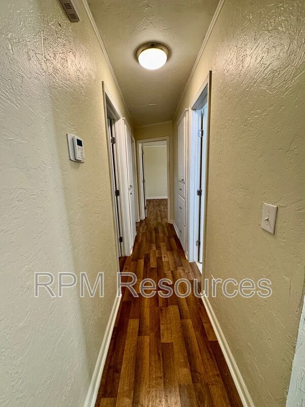 Building Photo - 10449 Dover Dr