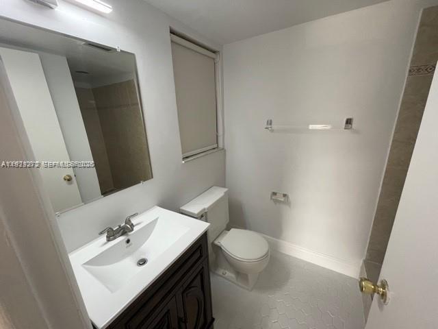 Building Photo - 11905 NE 2nd Ave