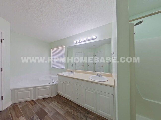Building Photo - 5103 Terra Lake Cir