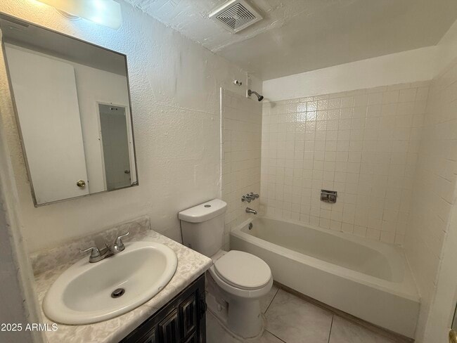 Building Photo - 3646 N 69th Ave