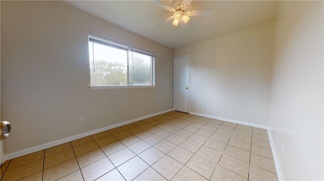 Building Photo - 814 Concho Pl