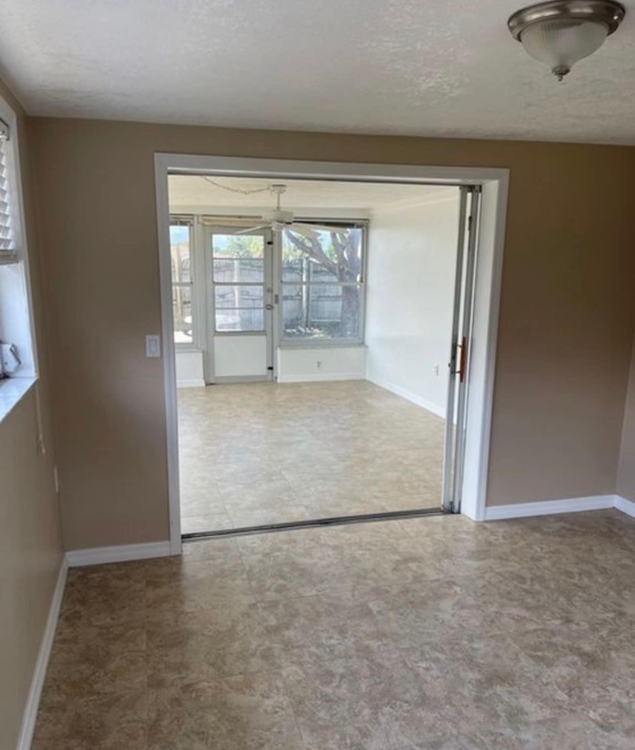Florida room /3rd bedroom or office - 5252 Mosaic Dr