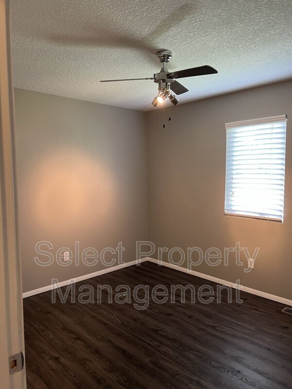 Building Photo - 2502 Alma St