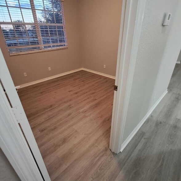 Building Photo - 3075 Grandiflora Dr
