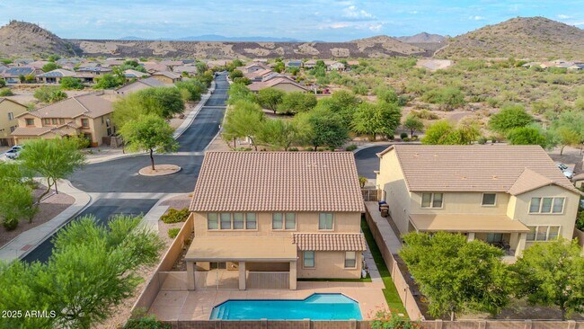 Building Photo - 7859 W Redbird Rd