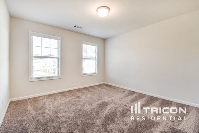 Building Photo - 4094 Evelyn View Ct