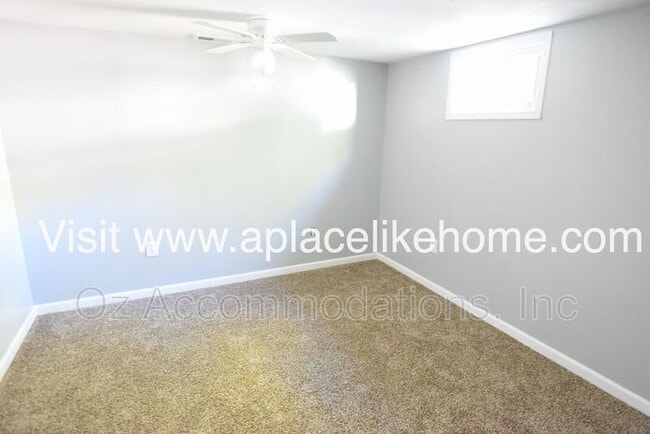 Building Photo - 7820 Arlington Ave