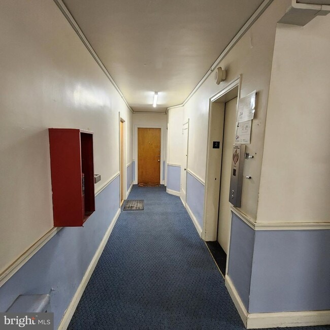 Building Photo - 400 W Hortter St