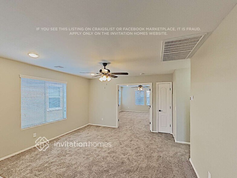 Building Photo - 3515 E Bartlett Dr