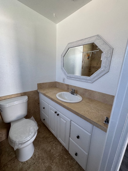 Building Photo - 3908 Rene Dr