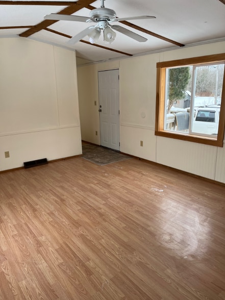 Building Photo - 20 Harriman Cove Rd