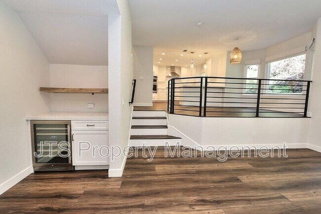 Building Photo - 2696 Prestwick Dr