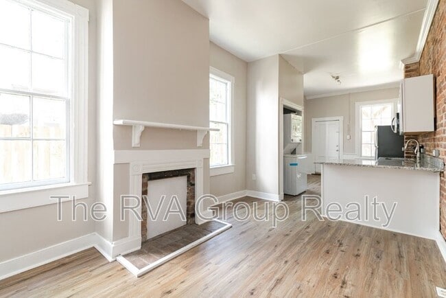 Building Photo - 609 N 27th St