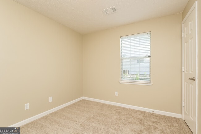 Building Photo - 8057 Fieldstream Way