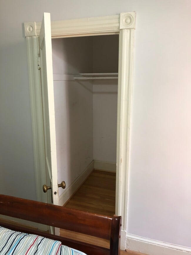 Building Photo - The View From Mt. Pleasant!