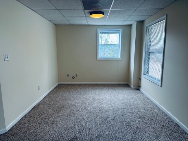 Building Photo - East AVL - Mountain Views and Space Galore!