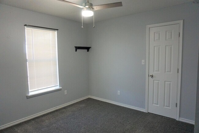 Building Photo - 5216 Brookwood Dr