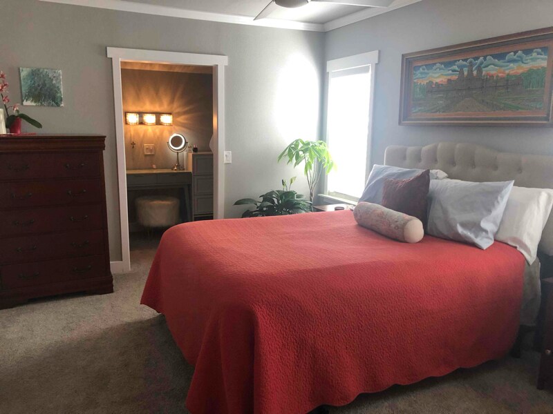 Building Photo - 126 SW 4th St