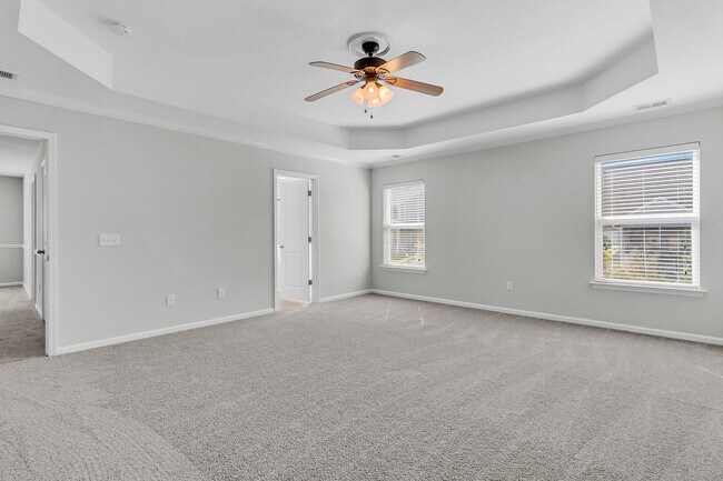 Building Photo - 5 Bedroom 3 Bath Home Located in Sophia Landing in Goose Creek