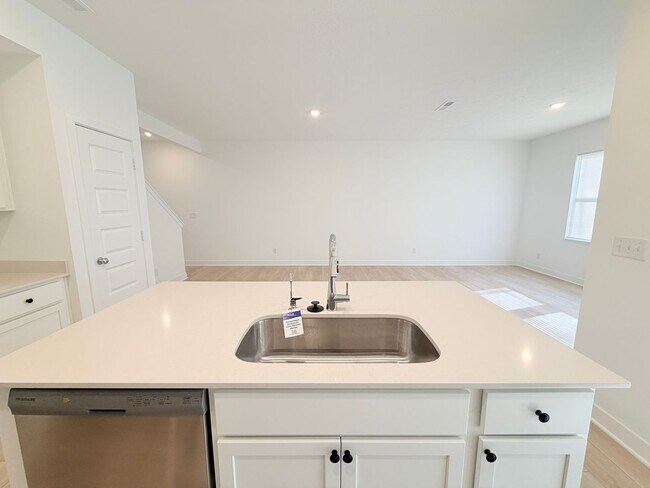 Building Photo - 7615 Marin Pkwy