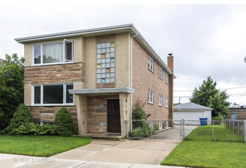 Building Photo - 5861 W Gunnison St