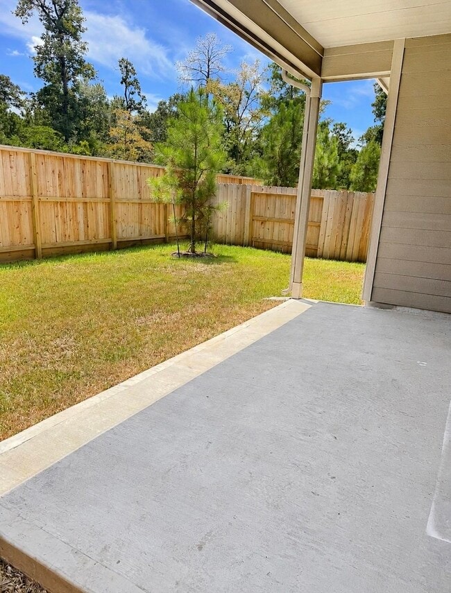 Building Photo - 414 Kinglet Dr