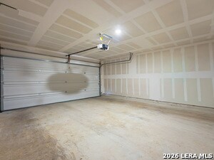 Building Photo - 431 De Herrera