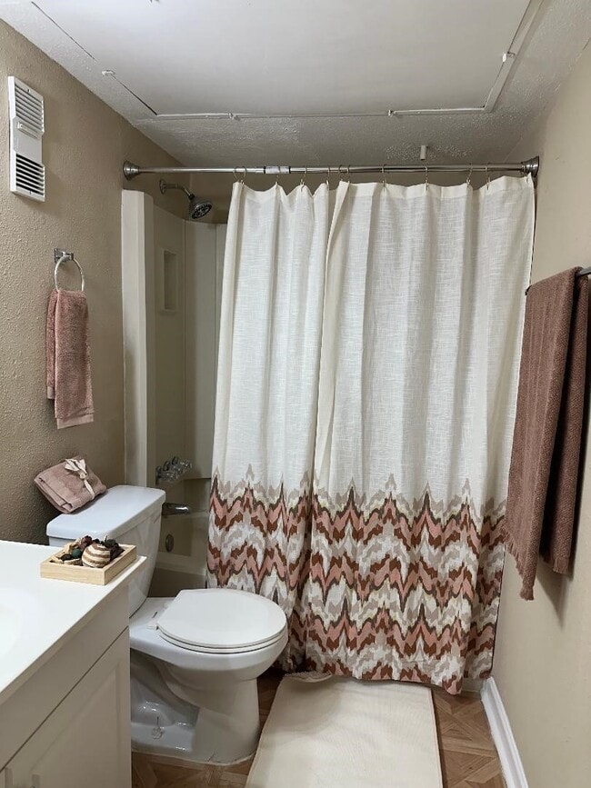 Building Photo - 12955 Woodforest Blvd