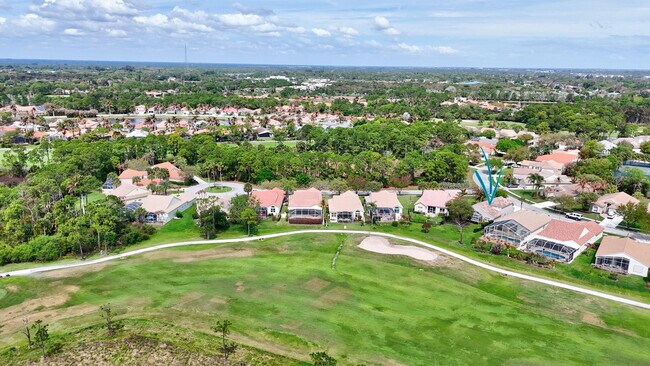 Building Photo - 3058 SE Brierwood Pl