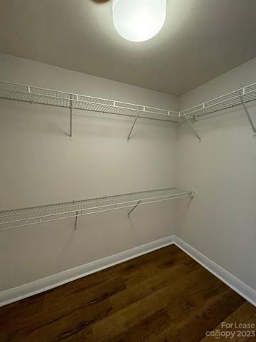 Building Photo - 422 New Bern Station Ct