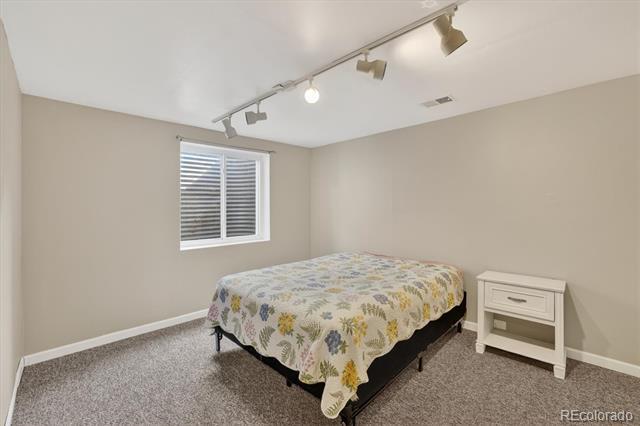 Building Photo - 9334 Bellaire St