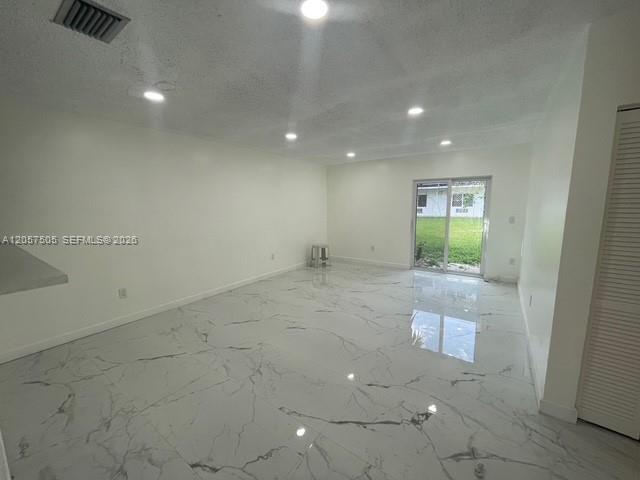 Building Photo - 7800 N Miami Ave