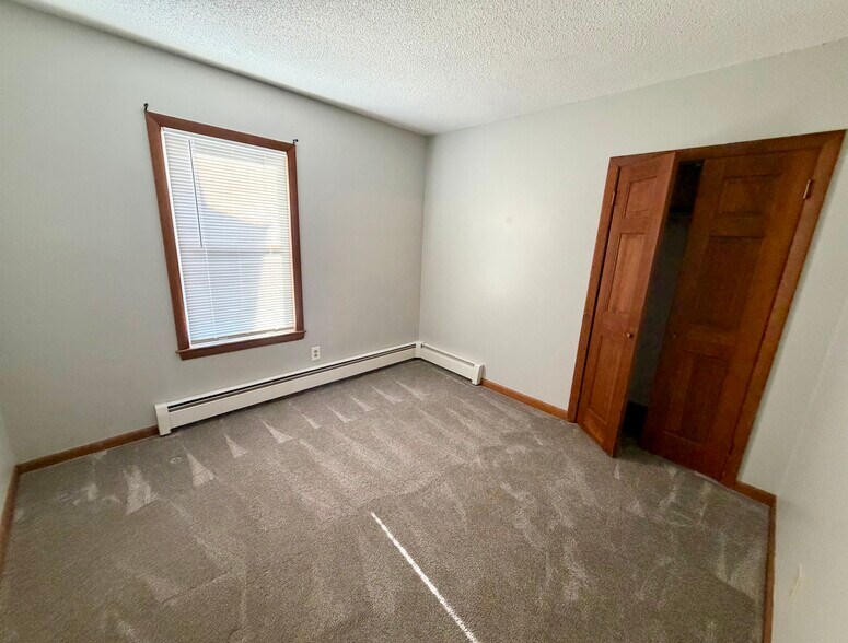 Bedroom $1 - 30 Juniper St