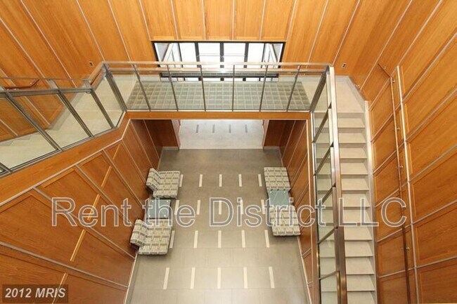 Building Photo - 1133 14th St NW