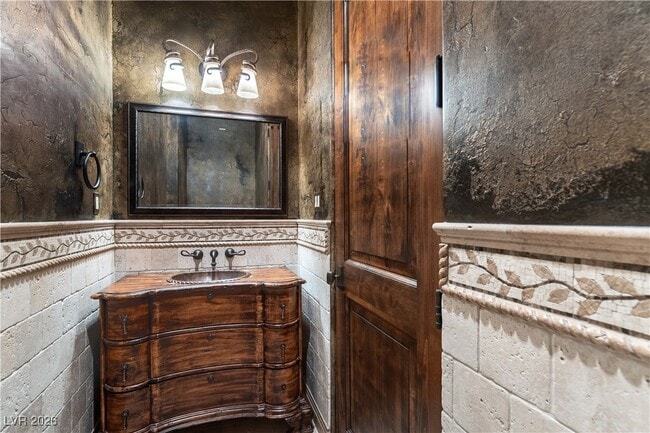 Building Photo - 15 Vía Lido