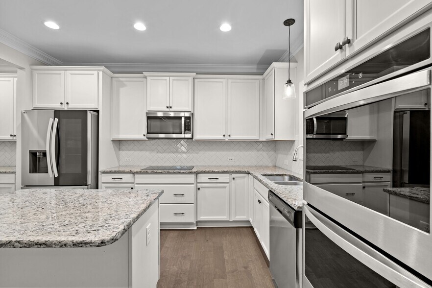 Building Photo - 830 Winston Pines Dr