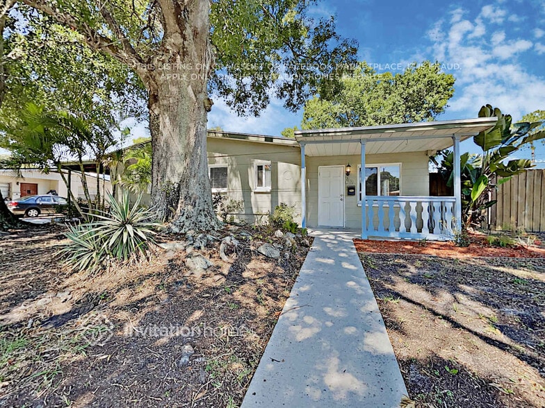 Primary Photo - 7630 18th St N