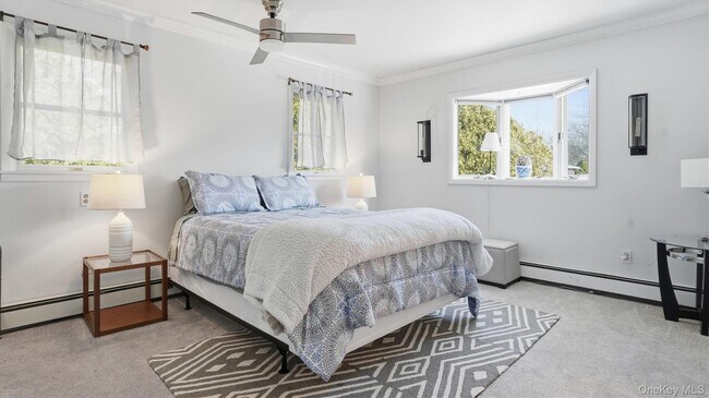 Building Photo - 44 Oak St