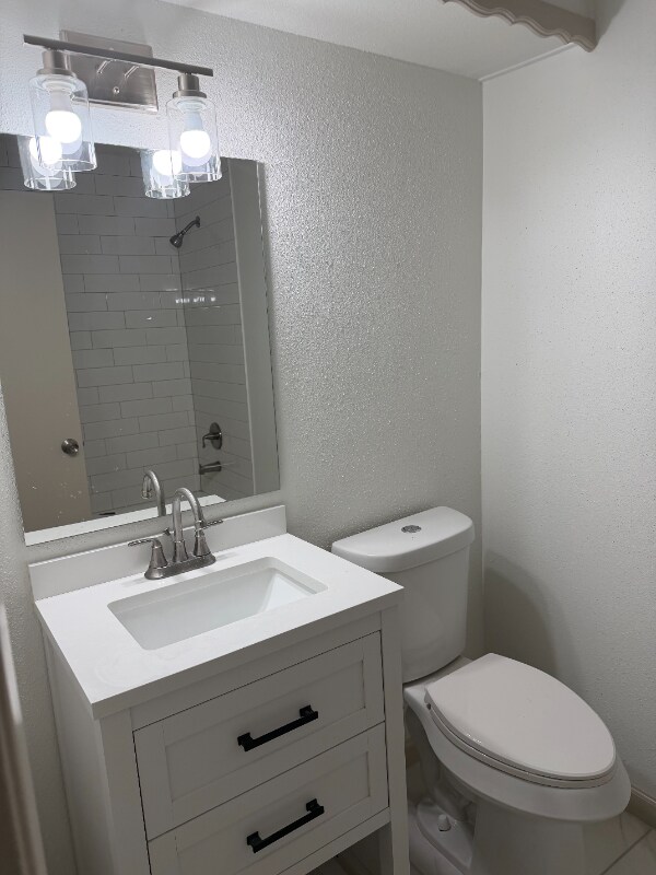 Building Photo - 96 Panorama Dr