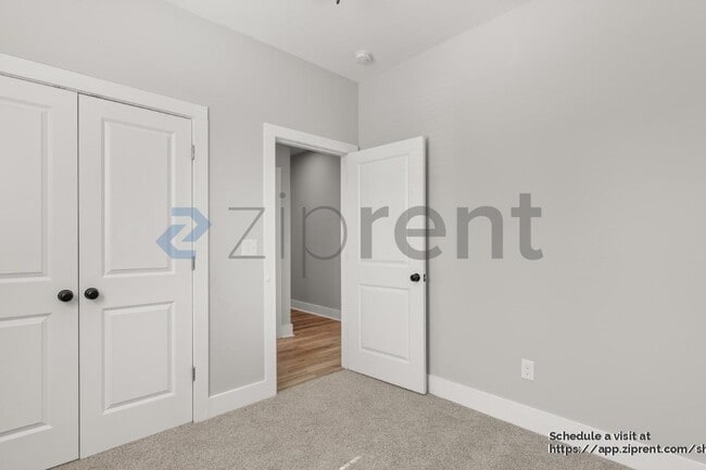 Building Photo - 106 Snyder Ct NE